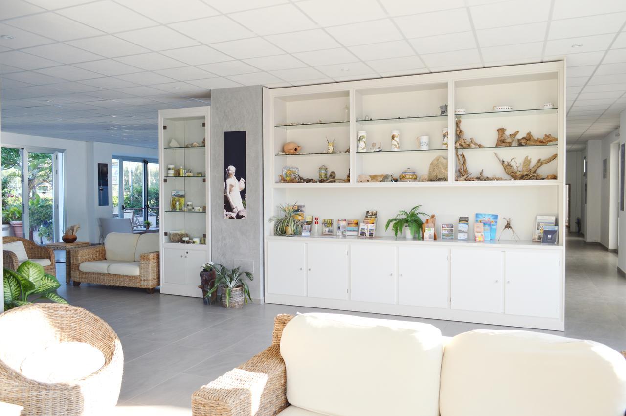 Capo Nettuno Hotel Capo dʼOrlando المظهر الخارجي الصورة