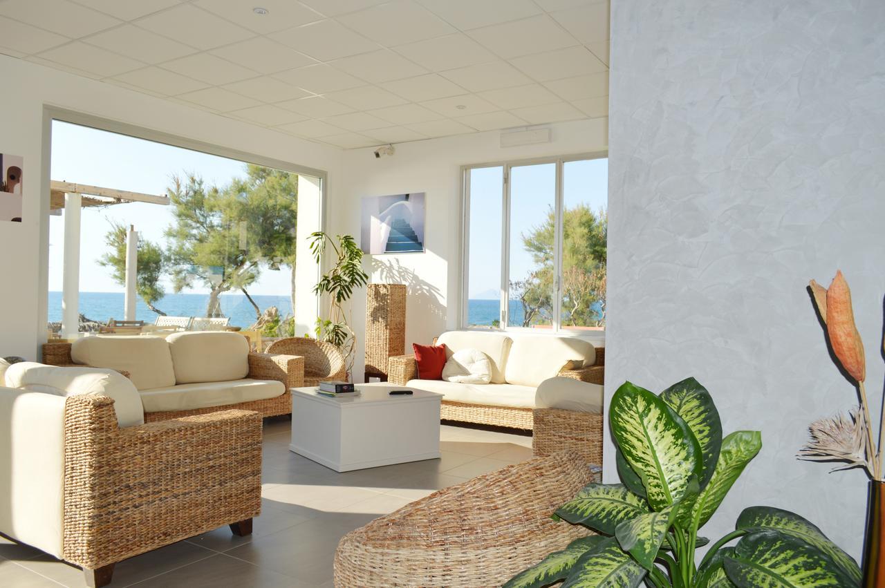 Capo Nettuno Hotel Capo dʼOrlando المظهر الخارجي الصورة