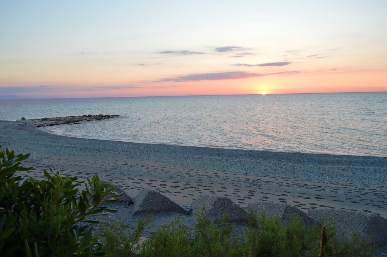 Capo Nettuno Hotel Capo dʼOrlando المظهر الخارجي الصورة
