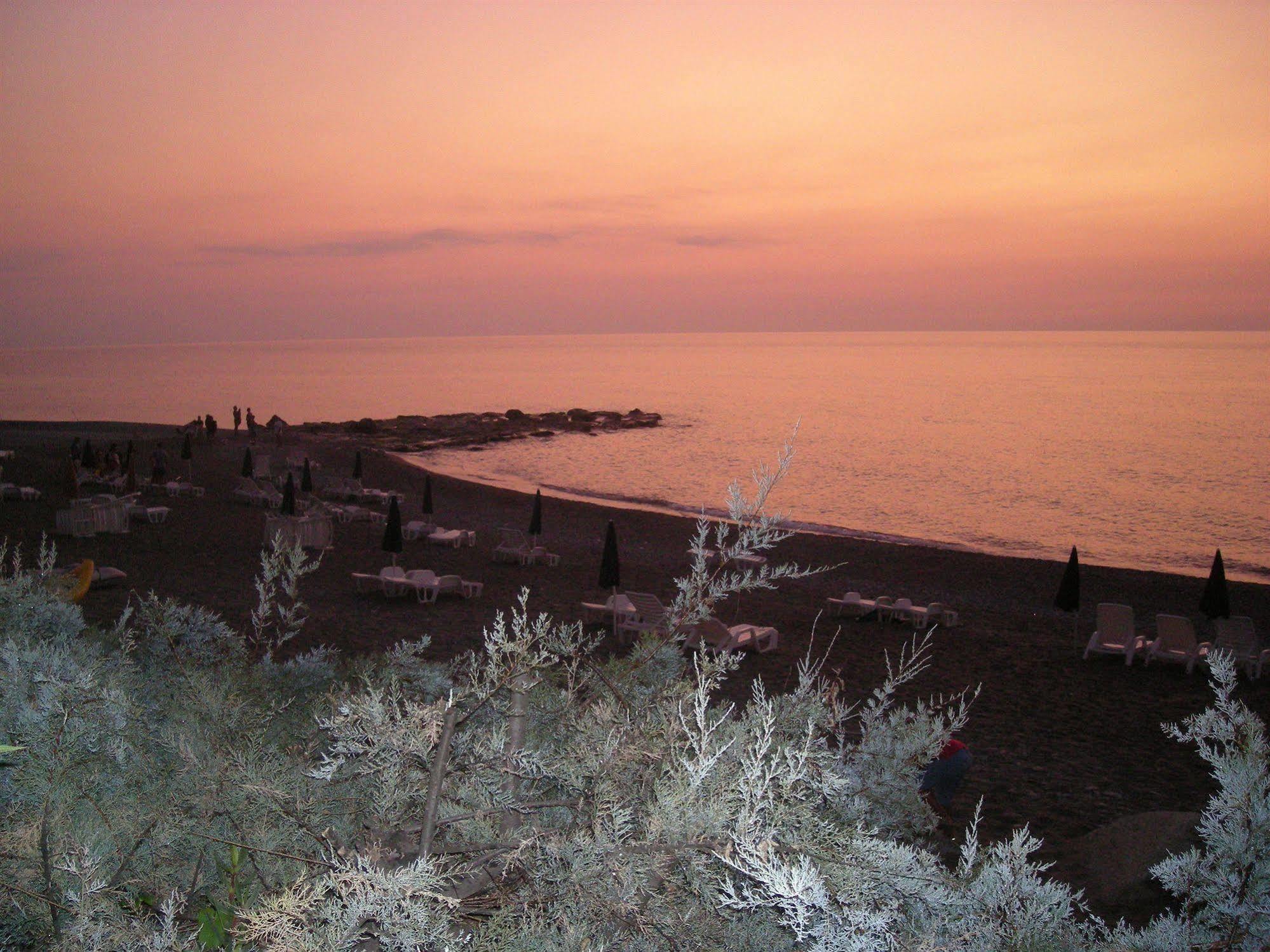 Capo Nettuno Hotel Capo dʼOrlando المظهر الخارجي الصورة