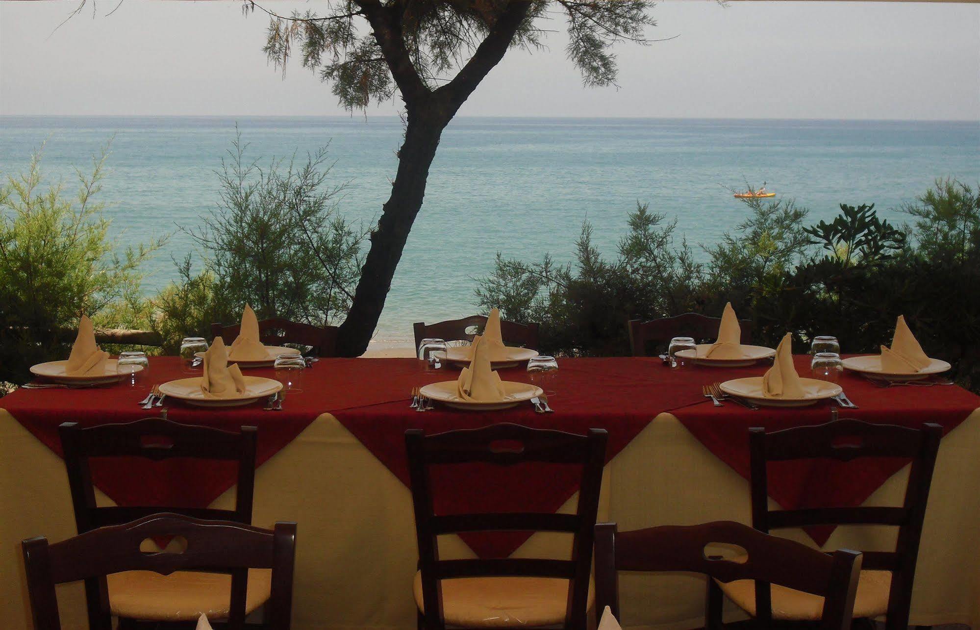 Capo Nettuno Hotel Capo dʼOrlando المظهر الخارجي الصورة
